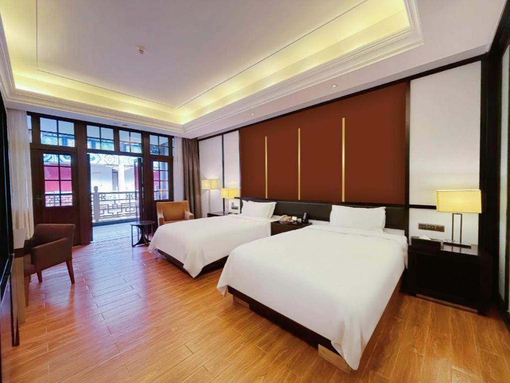 Eadry Royal Garden Hotel Haikou Hajkou Kültér fotó